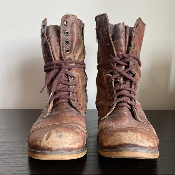 STEVE MADDEN | DISTRESSED COMBAT BOOT - Picture 2 of 12